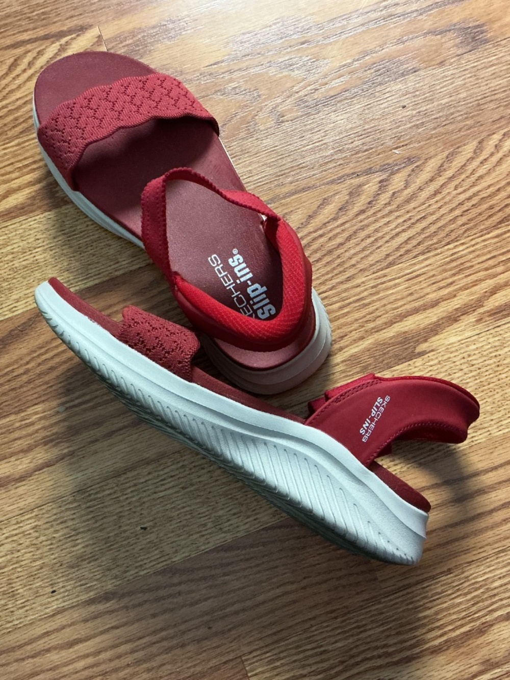 Skechers Red Slip ~ Ins Sandals Size 9M - Picture 3 of 5